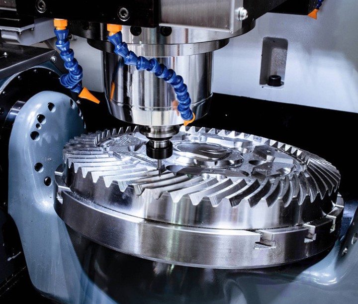 Máy phay đứng CNC