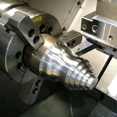 Máy tiện ngang CNC