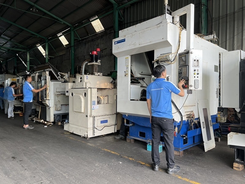 TULOCTECH - Đơn vị cung cấp dịch vụ sửa lỗi dầu bôi trơn trên máy CNC đáng tin cậy