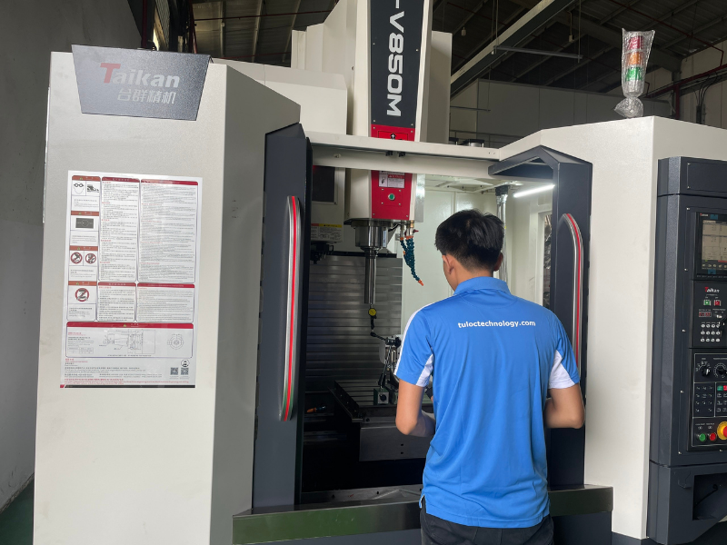 Bảo dưỡng máy CNC Taikan giúp máy vận hành trơn tru và tăng tuổi thọ sản xuất