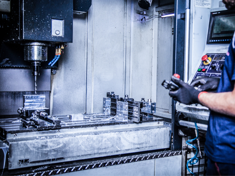 Tuỳ vào nhu cầu gia công để áp dụng cách cải thiện khả năng bù lỗi của máy CNC hiệu quả