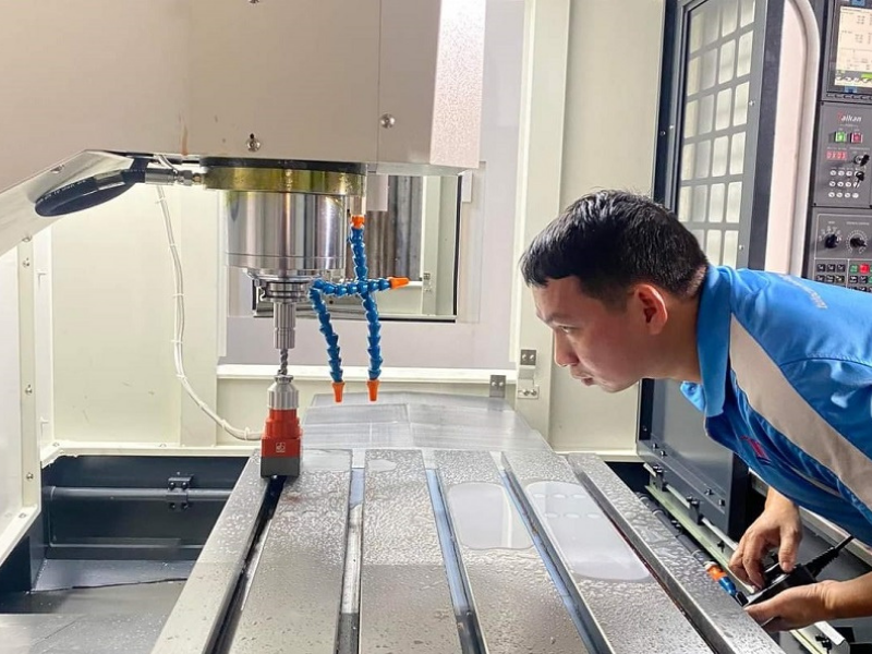 Tuân thủ quy trình bảo dưỡng máy CNC định kỳ giúp máy vận hành ổn định và hiệu suất