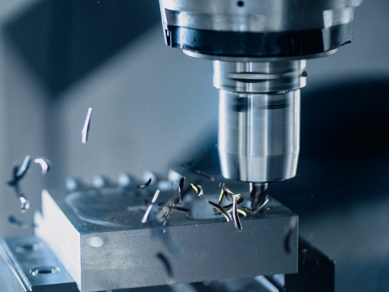 Máy phay CNC phá thô có khả năng loại bỏ lượng lớn vật liệu nhanh chóng và chính xác