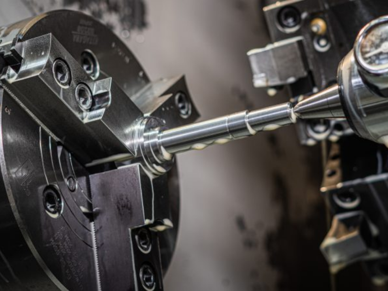 Máy tiện CNC Swiss Lathe hiện đại và hiệu suất cho phép thực hiện đa dạng các thao tao tác gia công