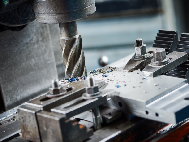 Chọn lựa dao phay phù hợp với từng loại máy, vật liệu chi tiết và yêu cầu kỹ thuật