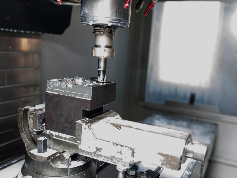 Phay thô và phay tinh khác nhau về tính chất gia công và các thông số quan trọng để xử lý phôi