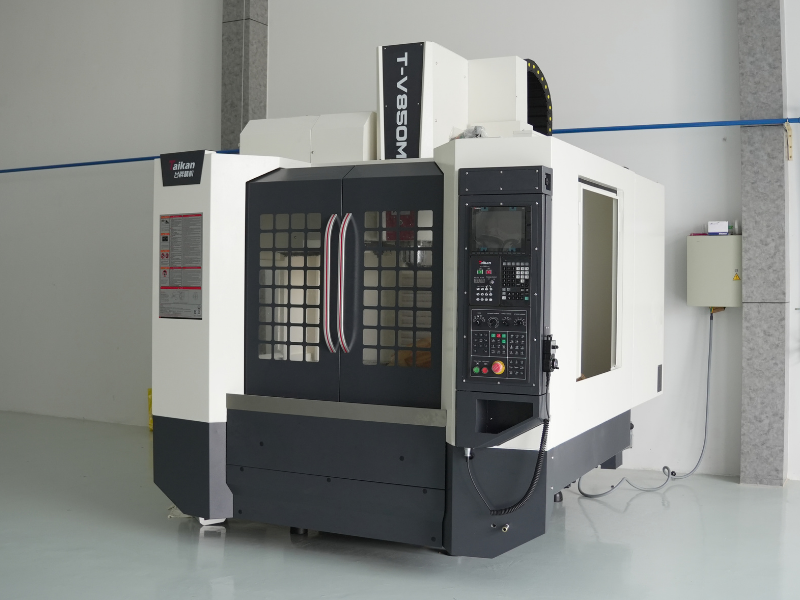 Máy phay CNC Fanuc là máy phay CNC sử dụng hệ điều khiển Fanuc để điều khiển toàn bộ các chuyển động của máy CNC